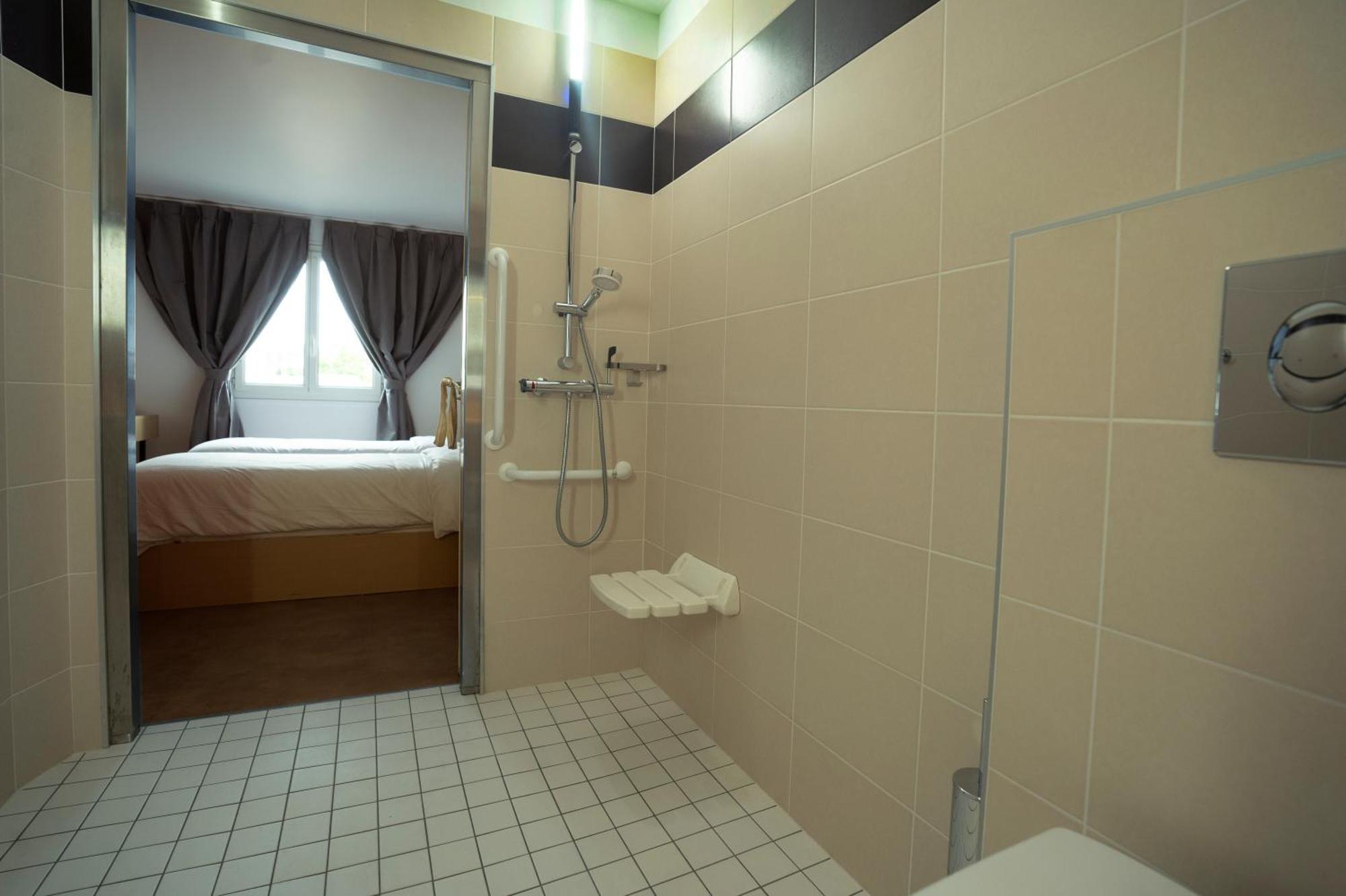 Anais Hotel Bourges Nord Saint-Doulchard Extérieur photo