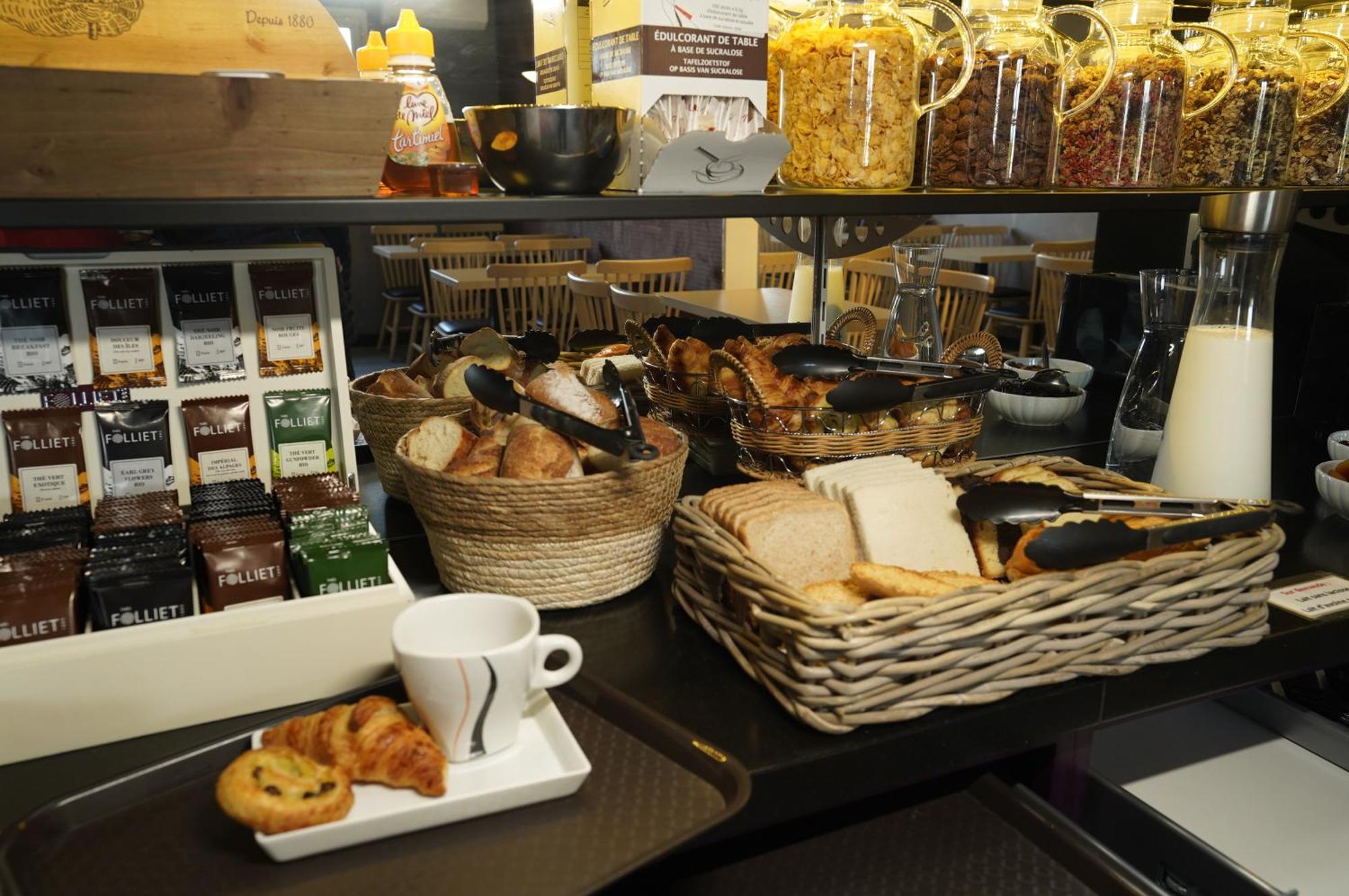 Anais Hotel Bourges Nord Saint-Doulchard Extérieur photo